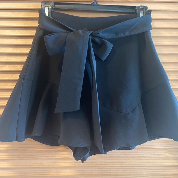 Zara mini skort with bow - Picture 4 of 6